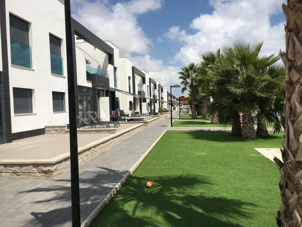 Casa De La Vida La Zenia Lejlighed Orihuela Eksteriør billede